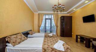 Гостиница VK Hotel Royal Алушта Улучшенный двухместный номер с 2 отдельными кроватями-1
